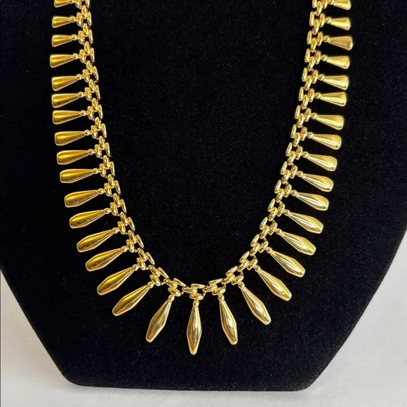 PREMIER DESIGNS GOLD TONE NECKLACE - Picture 2 of 6